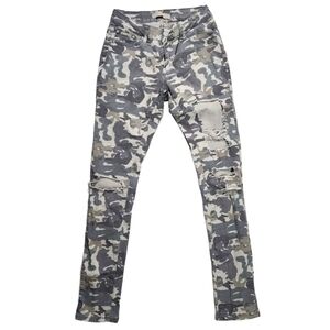 J&C Jeans & Crown Size 5 Camo Distressed Low Rise Skinny Jeans